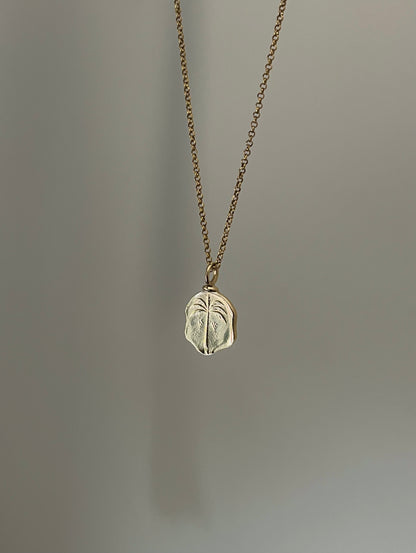 The Palm Tree Necklace